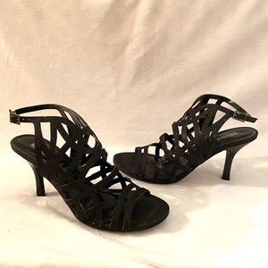 Women's 7.5 black dressy heals